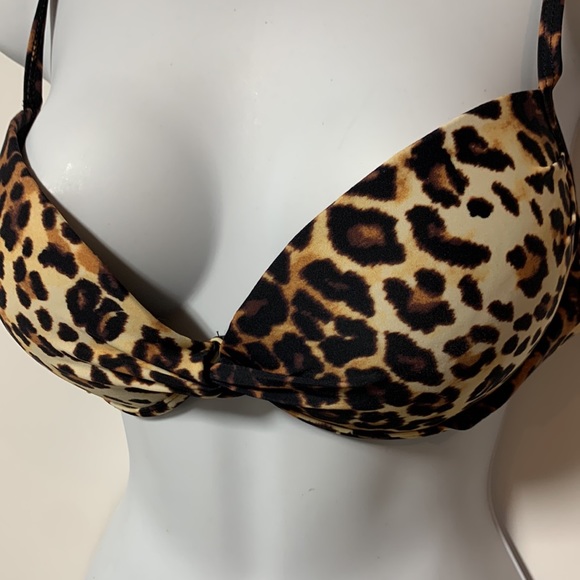 Cyn&Luca Leopard Bikini Top - Picture 2 of 7